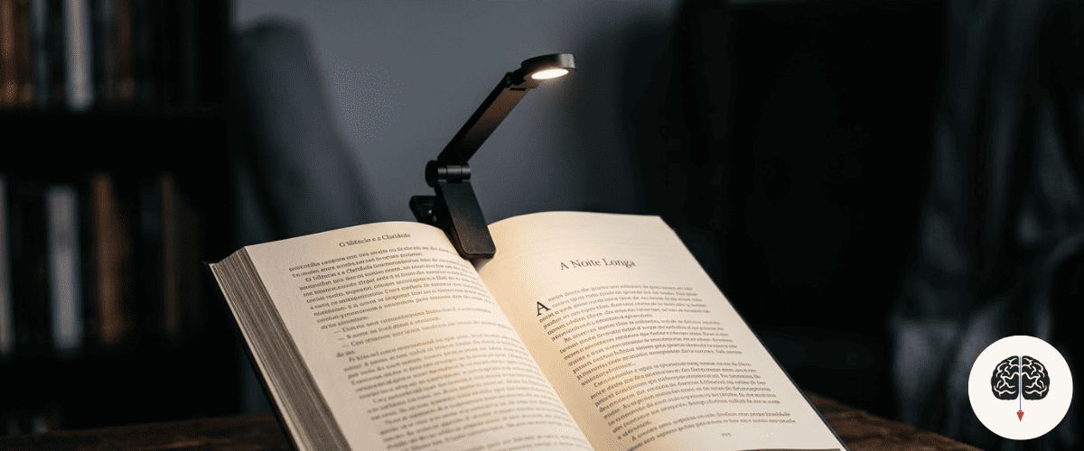 Luminária de leitura minimalista para foco noturno